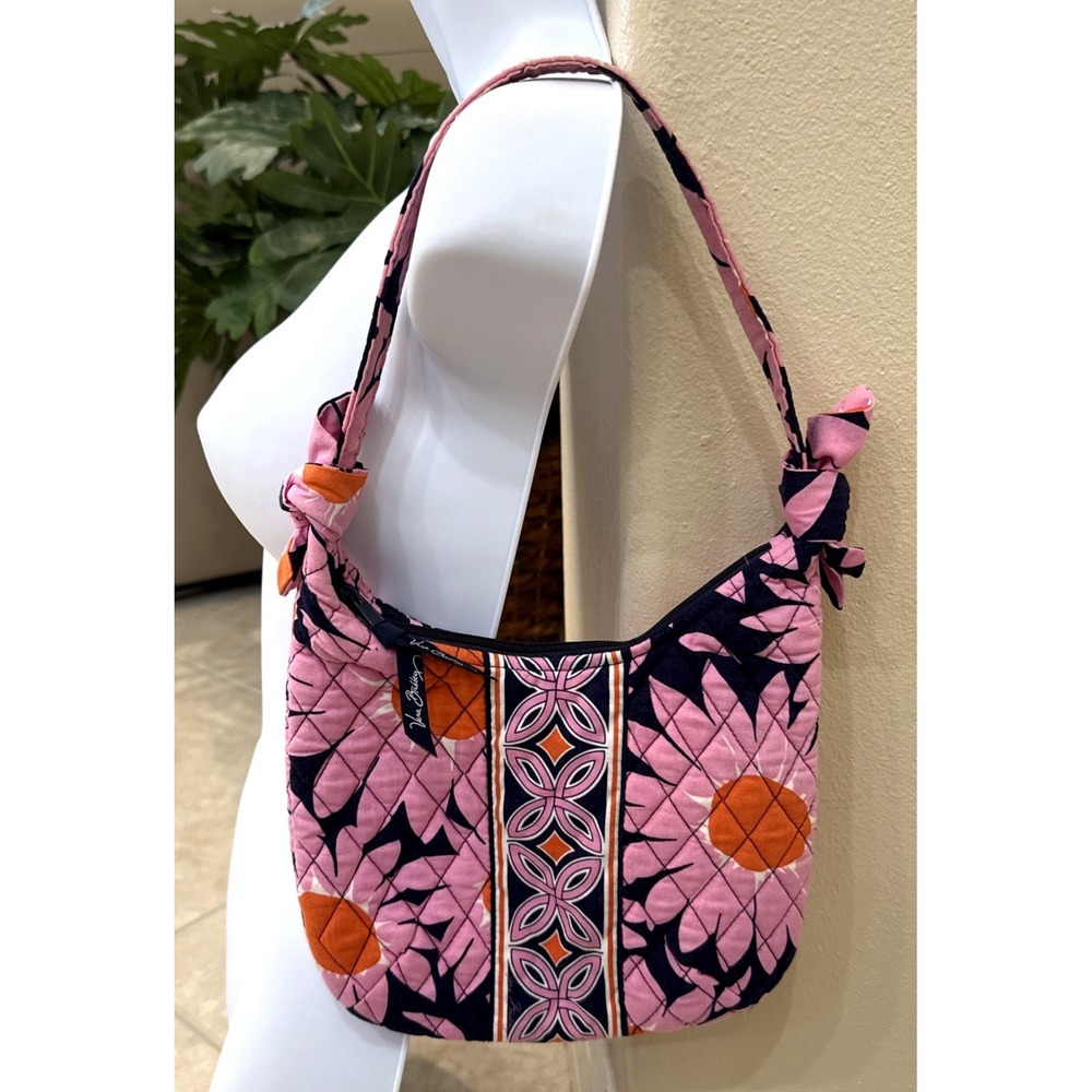 Vera Bradley Loves Me Retired Pattern Navy Blue Pink daisies Shoulder Bag Purse